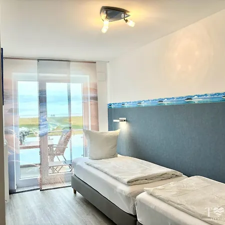 Penthouse De Stoeoer * 도룸 노이펠트